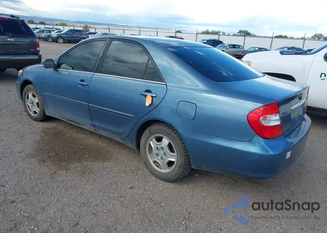 2003 Toyota Camry Le V6 from USA, damaged, VIN 4T1BF32K03U552842